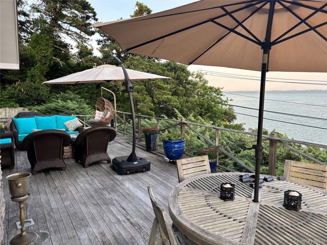 2 W Hillover Road, Hampton Bays, NY 11946