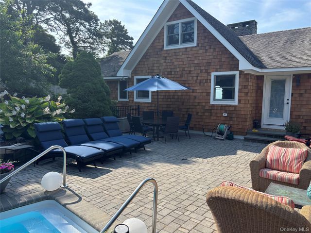 2 W Hillover Road, Hampton Bays, NY 11946