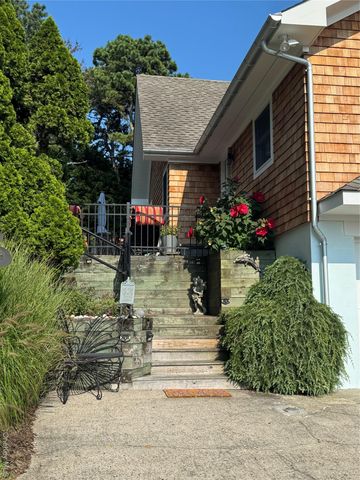 2 W Hillover Road, Hampton Bays, NY 11946