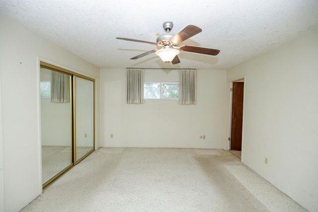 9000 Georgia Ln, Modesto, CA 95357