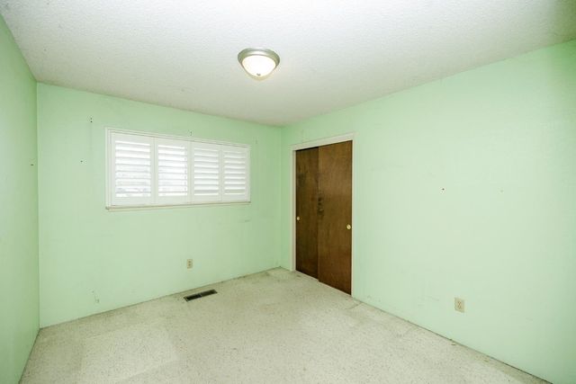 9000 Georgia Ln, Modesto, CA 95357