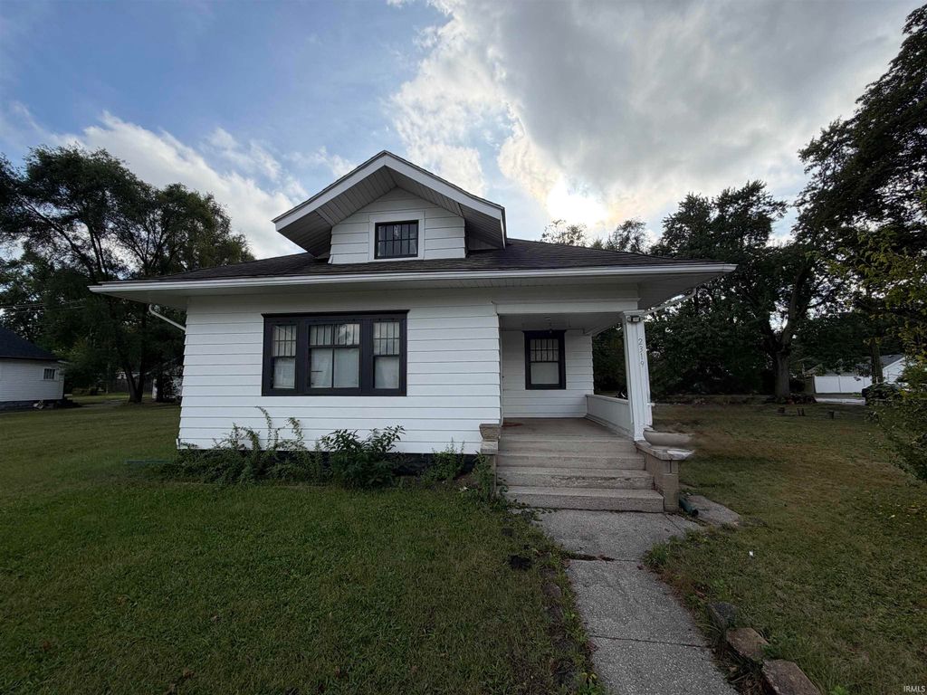 2319 S Main Street, Elkhart, IN 46517