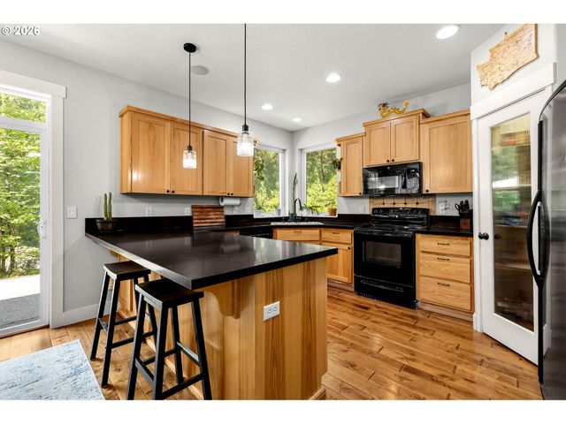 339 NEVALA Rd, Woodland, WA 98674