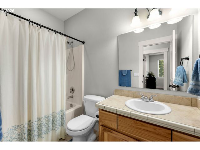 339 NEVALA Rd, Woodland, WA 98674