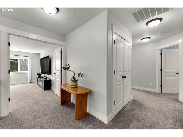339 NEVALA Rd, Woodland, WA 98674