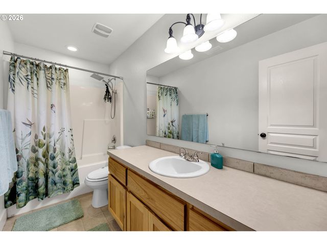 339 NEVALA Rd, Woodland, WA 98674