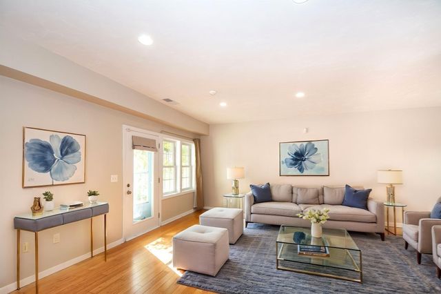 365 Tilden Commons Ln 365, Braintree, MA 02184