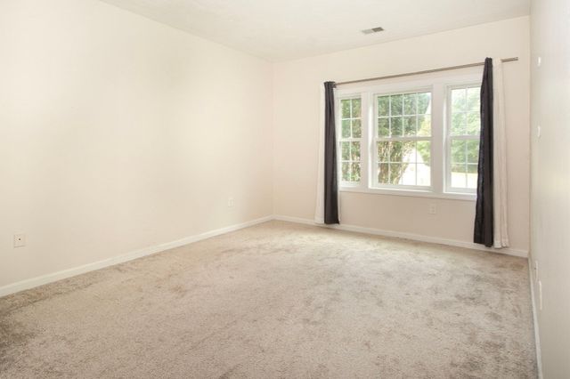 365 Tilden Commons Ln 365, Braintree, MA 02184