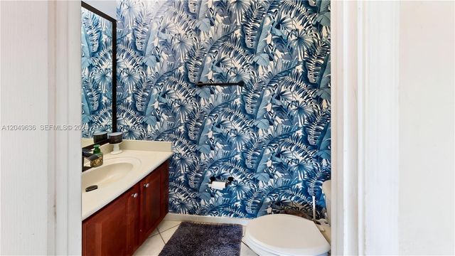 1073 NE 30th Ave, Homestead, FL 33033