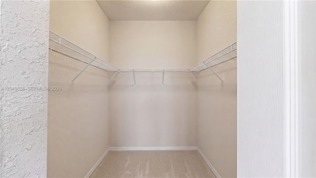 1073 NE 30th Ave, Homestead, FL 33033