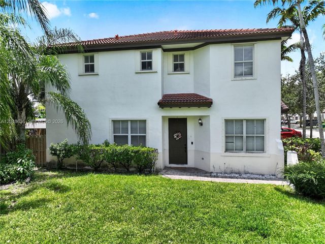 1073 NE 30th Ave, Homestead, FL 33033