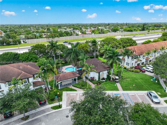 1073 NE 30th Ave, Homestead, FL 33033
