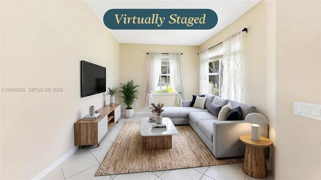 1073 NE 30th Ave, Homestead, FL 33033