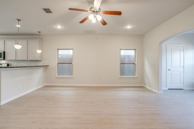 3703 Byers Avenue, Fort Worth, TX 76107