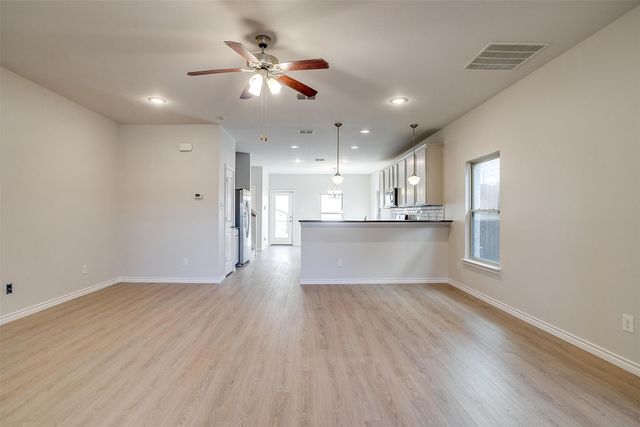 3703 Byers Avenue, Fort Worth, TX 76107