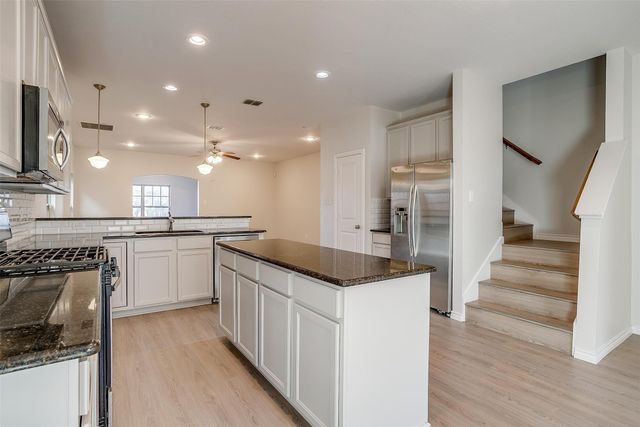 3703 Byers Avenue, Fort Worth, TX 76107