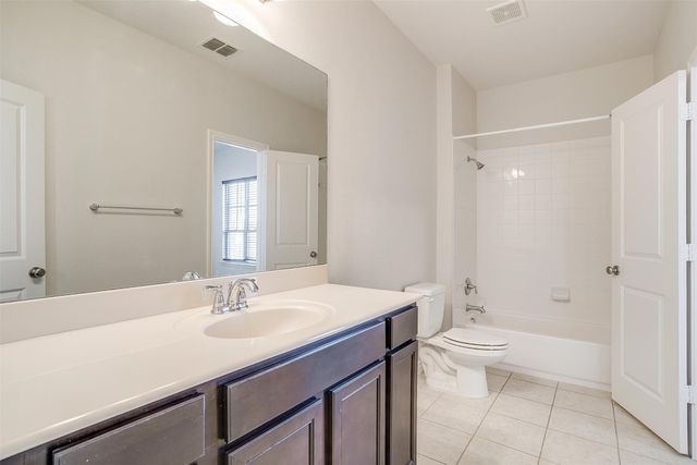 3703 Byers Avenue, Fort Worth, TX 76107