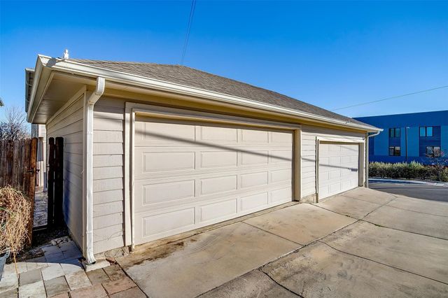 3703 Byers Avenue, Fort Worth, TX 76107