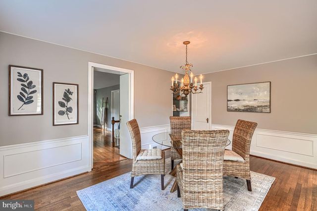 302 DIXIE DR, Towson, MD 21204