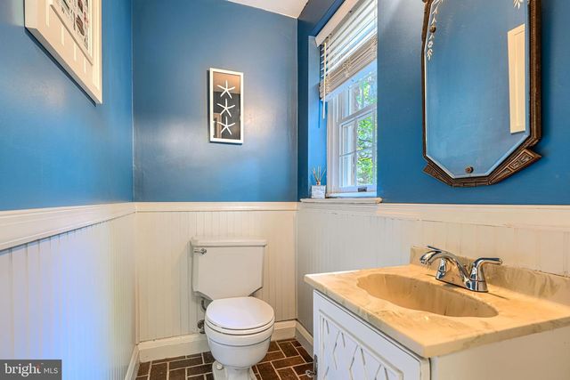 302 DIXIE DR, Towson, MD 21204