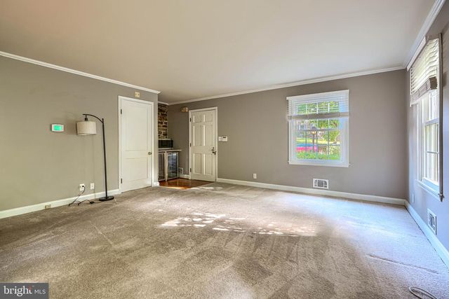 302 DIXIE DR, Towson, MD 21204