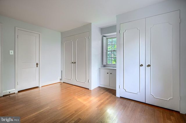 302 DIXIE DR, Towson, MD 21204