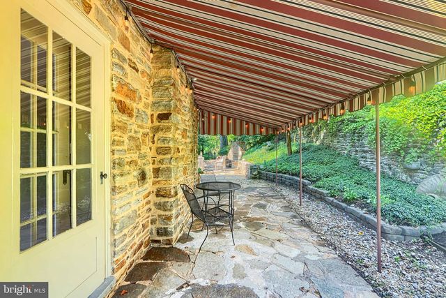 302 DIXIE DR, Towson, MD 21204
