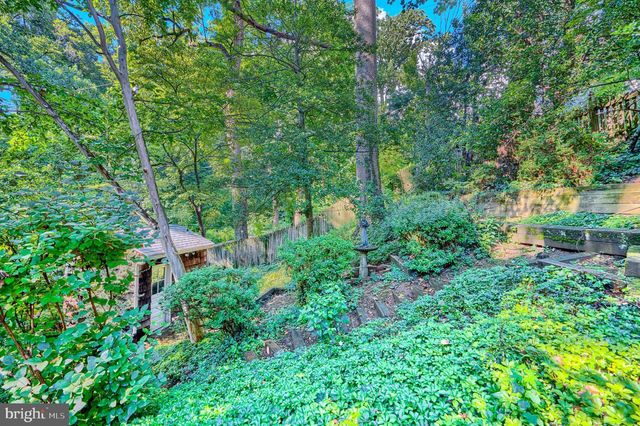 302 DIXIE DR, Towson, MD 21204