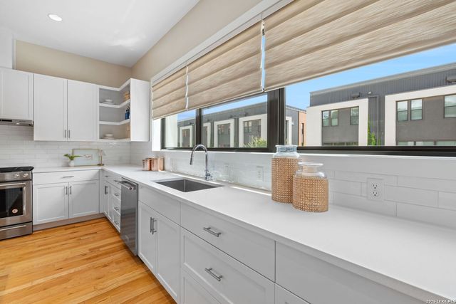 318 W Grayson St Unit 101, San Antonio, TX 78212