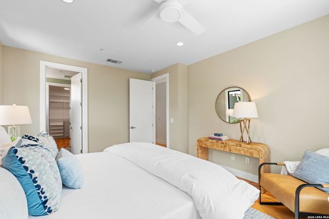 318 W Grayson St Unit 101, San Antonio, TX 78212
