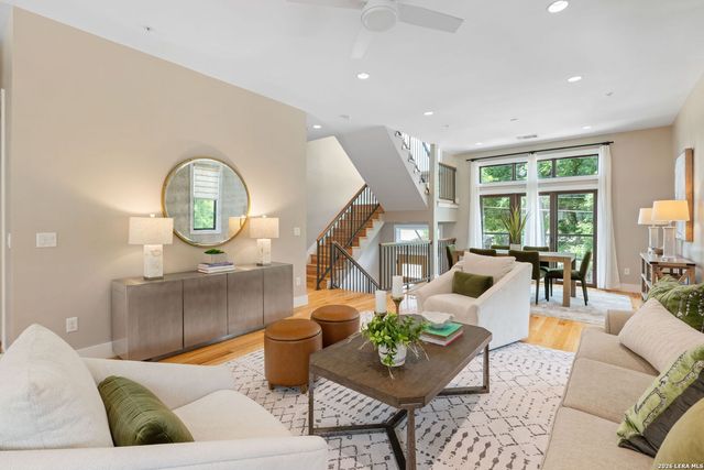 318 W Grayson St Unit 101, San Antonio, TX 78212