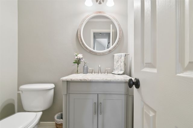 82 Forest Hills Circle, Gunter, TX 75058