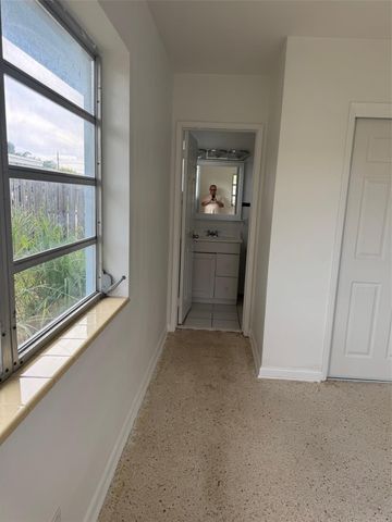 439 NE 33rd St, Boca Raton, FL 33431