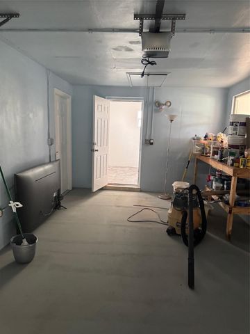 439 NE 33rd St, Boca Raton, FL 33431