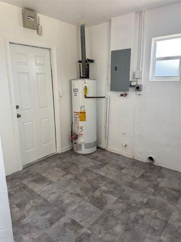 439 NE 33rd St, Boca Raton, FL 33431