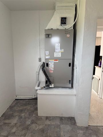 439 NE 33rd St, Boca Raton, FL 33431