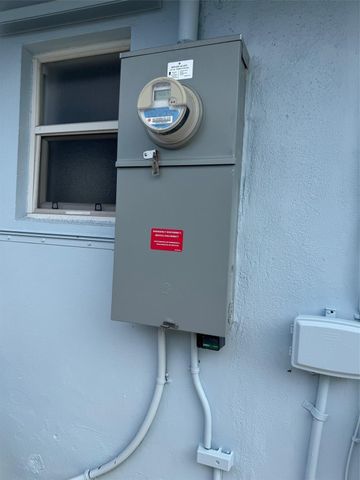 439 NE 33rd St, Boca Raton, FL 33431