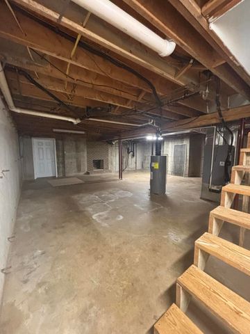 4090 Old Frankfort Pike, Versailles, KY 40383