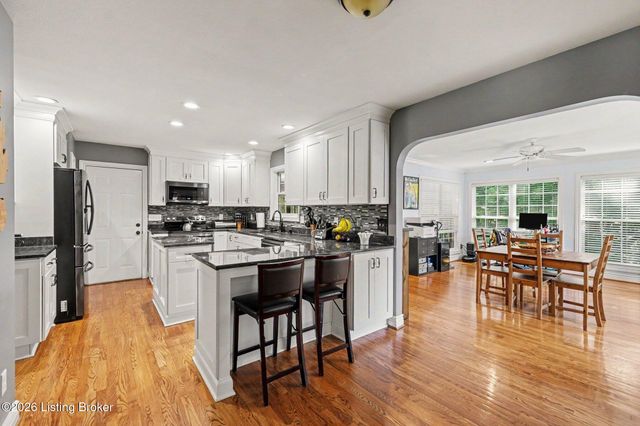 2609 Stonemill Dr, Elizabethtown, KY 42701