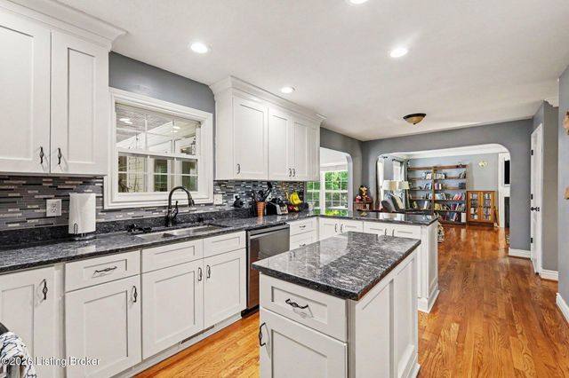 2609 Stonemill Dr, Elizabethtown, KY 42701