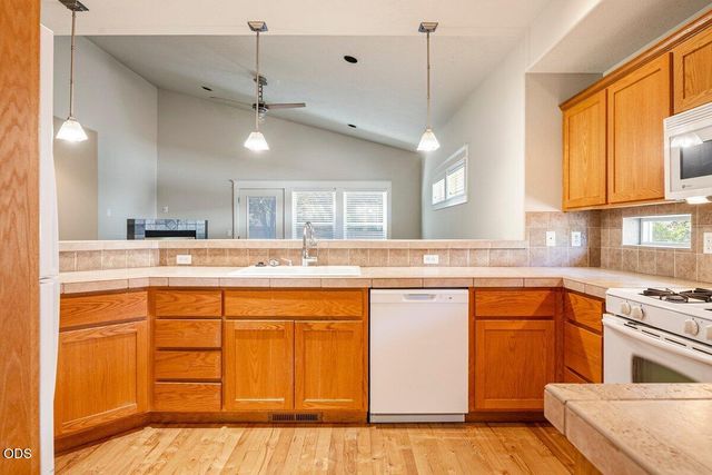 20651 NE Sierra Drive, Bend, OR 97701