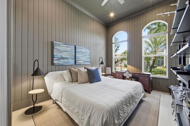 328 Vizcaya Drive, Palm Beach Gardens, FL 33418