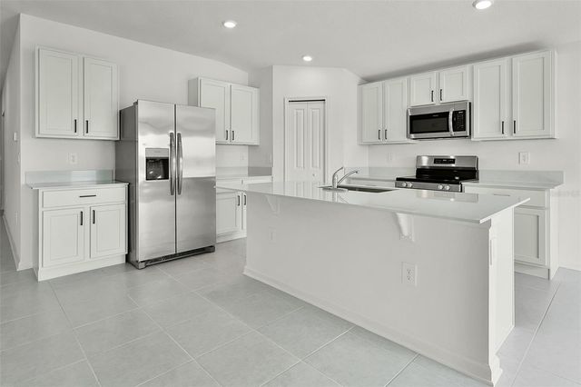 2711 PIONEER TRAIL, Eagle Lake, FL 33839