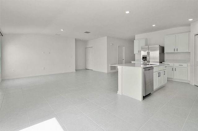 2711 PIONEER TRAIL, Eagle Lake, FL 33839