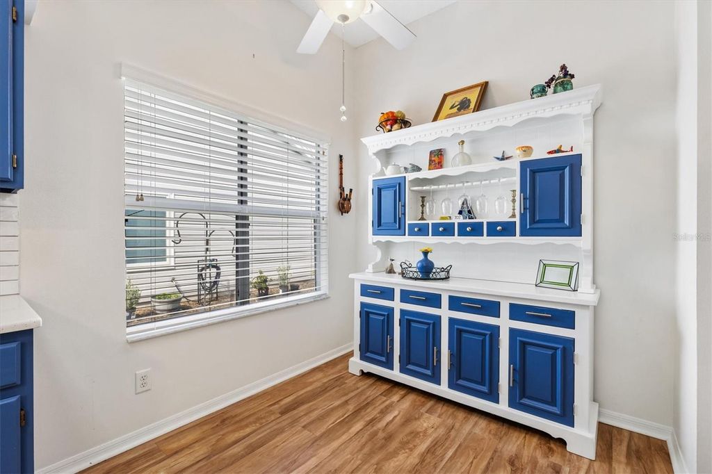 Image 7 of property listing at 711 AGUA WAY, Lady Lake, FL 32159