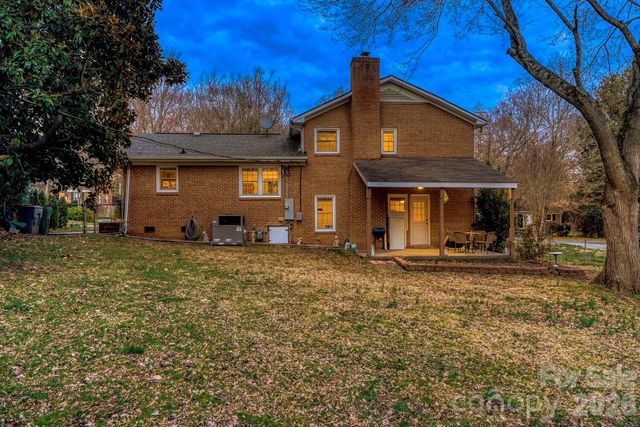 1315 Shady Bluff Drive, Charlotte, NC 28211