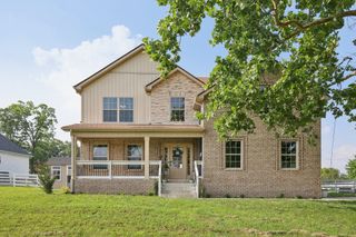 4120 Chapel Hill Rd, Clarksville, TN 37040