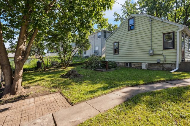 1589 Albemarle Street, Saint Paul, MN 55117