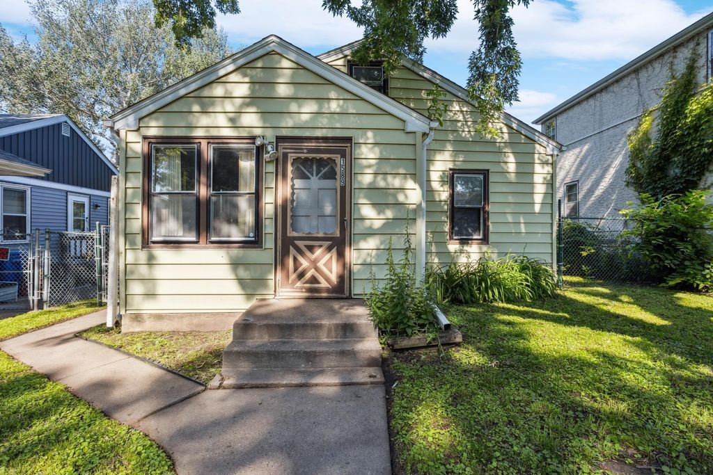1589 Albemarle Street, Saint Paul, MN 55117