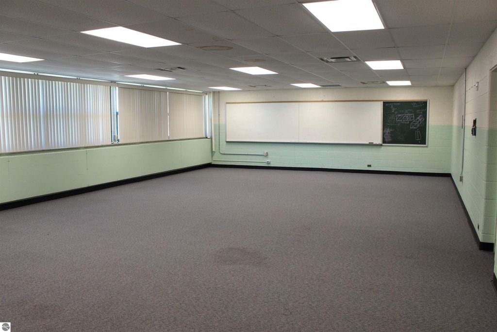 Image 11 of property listing at 610 S Cuyler Street, Cheboygan, MI 49721